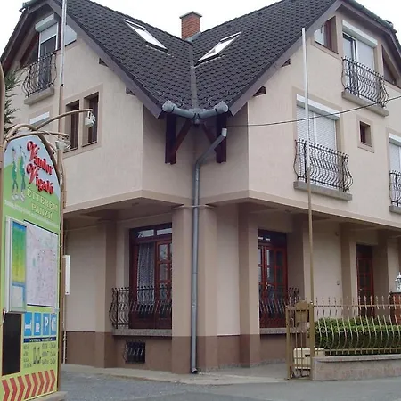 Bed & Breakfast Vandor Vigado 3*