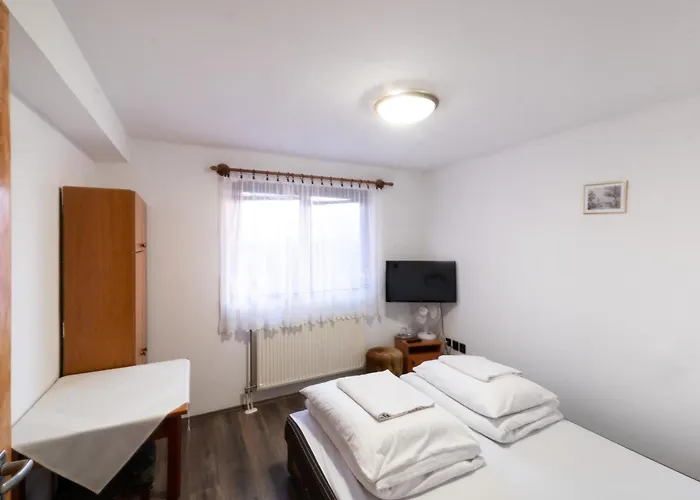 Vandor Vigado Bed & Breakfast 3*