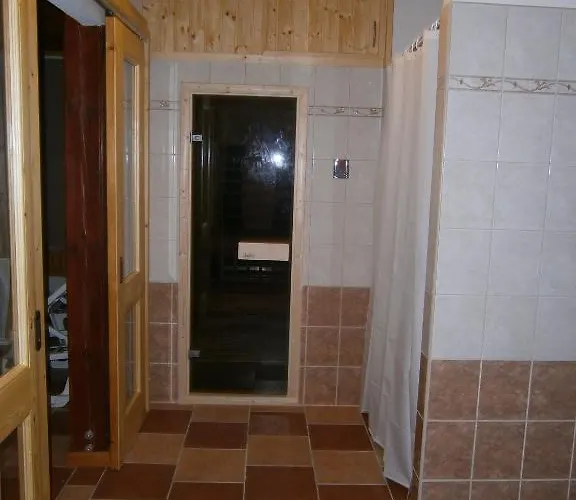 Vandor Vigado לינה וארוחת בוקר